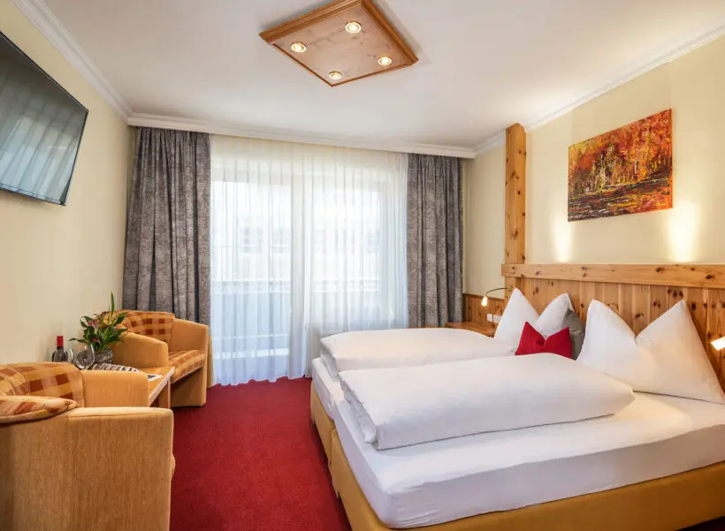 Doppelzimmer mit Balkon, Zimmer in Obertauern, Haus Tyrol | Hotel Garni ***