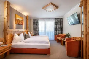 Doppelzimmer mit Balkon, Zimmer in Obertauern, Hotel Tyrol
