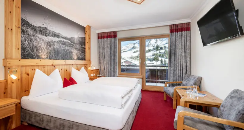 Doppelzimmer mit Balkon, Zimmer in Obertauern, Haus Tyrol | Hotel Garni ***