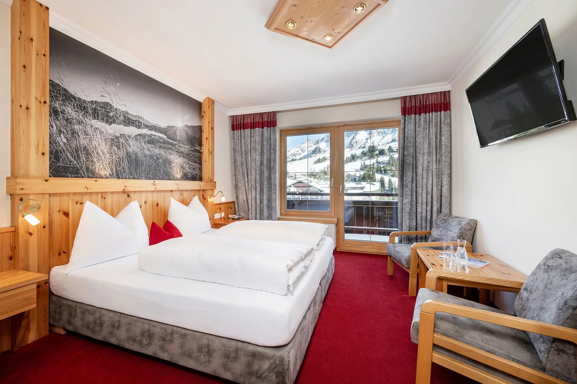Doppelzimmer mit Balkon, Zimmer in Obertauern, Haus Tyrol | Hotel Garni ***