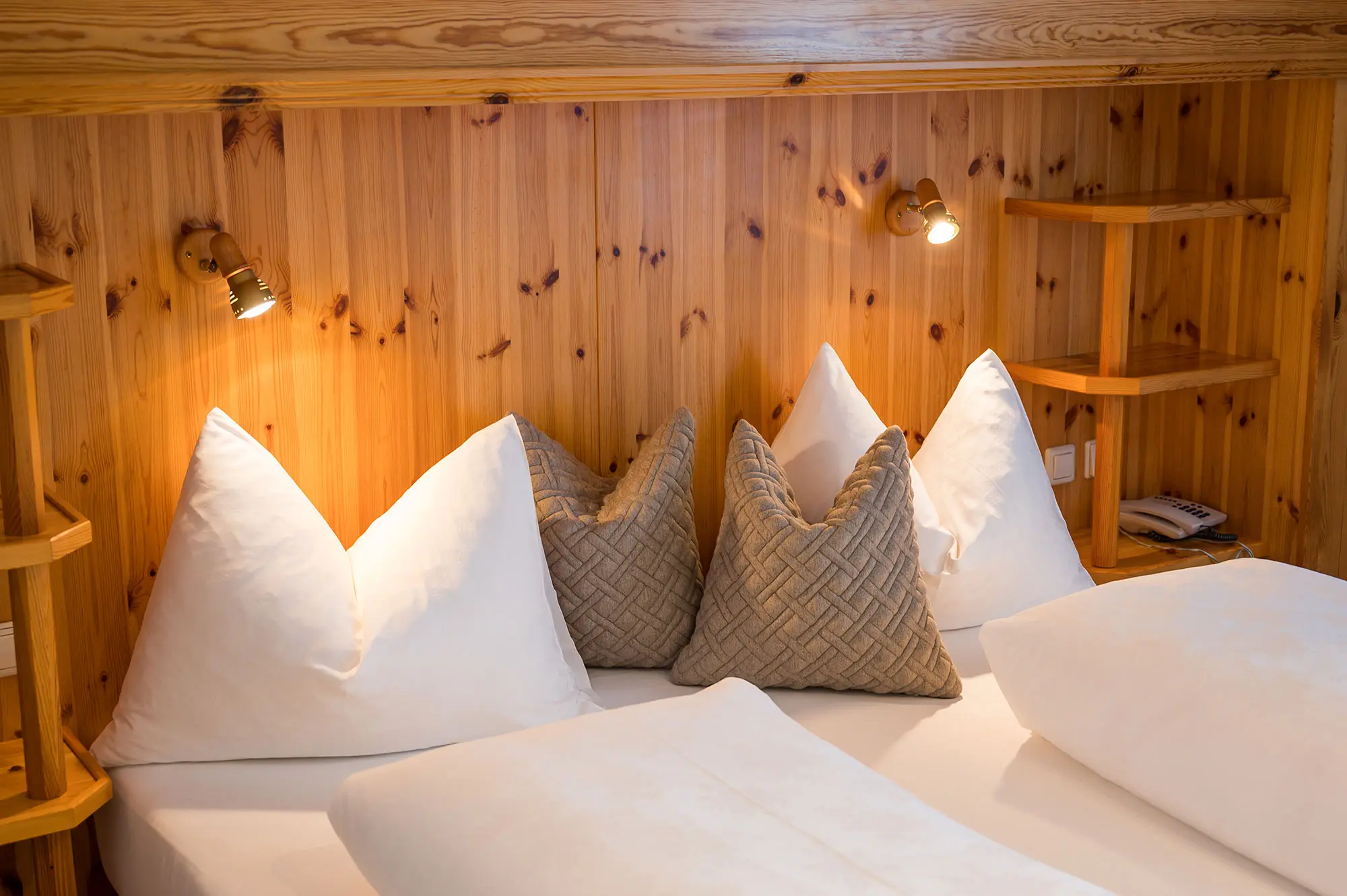 Dreibettzimmer mit Balkon, Zimmer in Obertauern, Hotel Tyrol