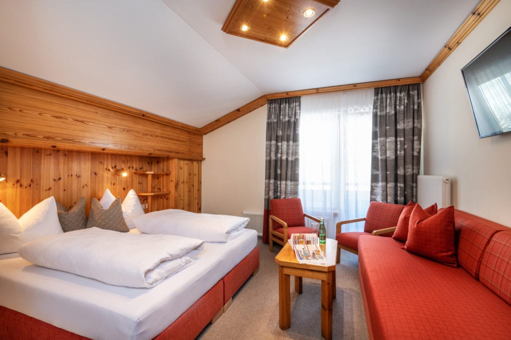 Dreibettzimmer in Obertauern, Dreibettzimmer in Obertauern, Hotel Garni Haus Tyrol