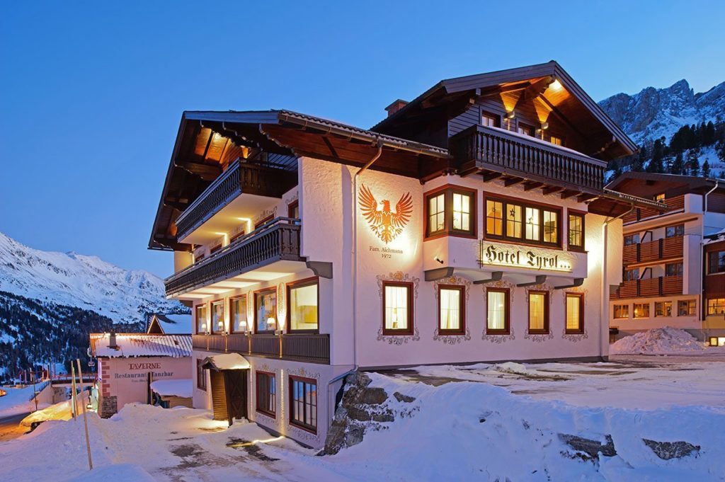 Außenaufnahme Winter - Doppelzimmer in Obertauern, Hotel Garni Haus Tyrol in Obertauern, Salzburger Land